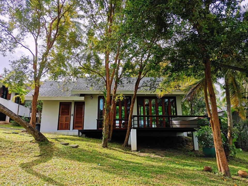 Baan Nai Suan Hotell Bophut Exteriör bild