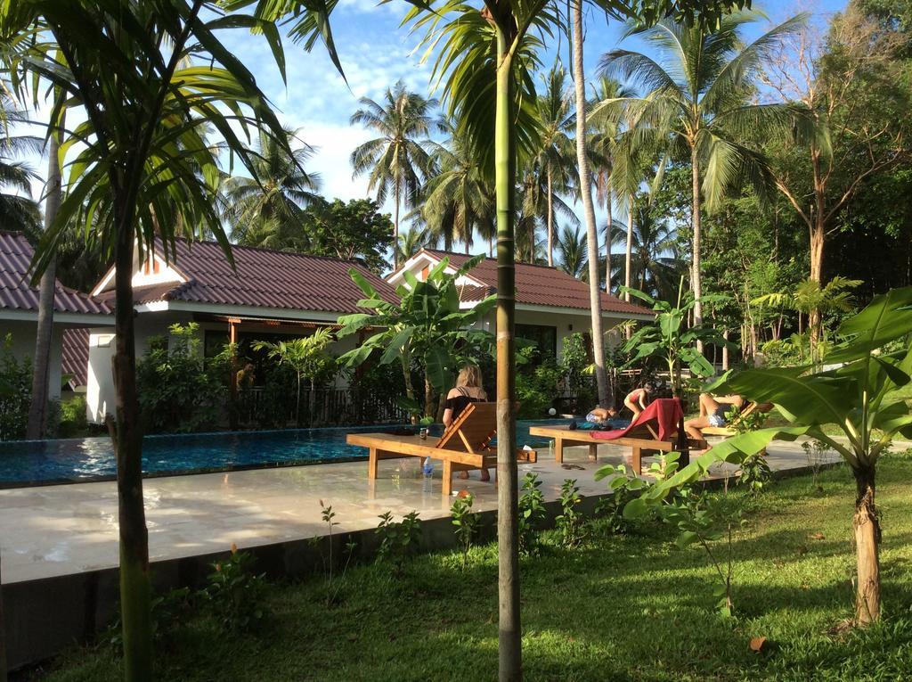 Baan Nai Suan Hotell Bophut Exteriör bild